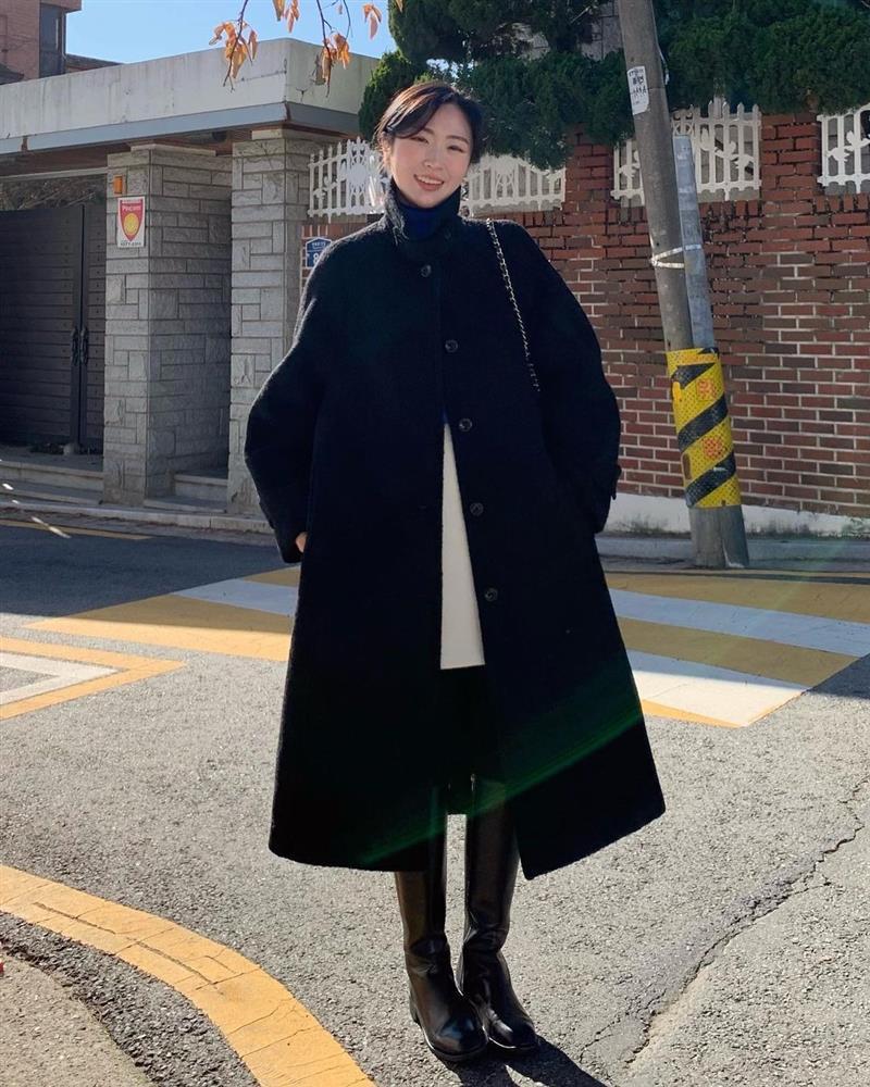 5 kiểu áo khoác sang trọng và tôn dáng nên diện dịp Tết-5