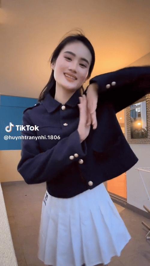 Hoa hậu Ý Nhi lên đồ nhún nhảy, hé lộ một phần căn nhà đang sống tại Úc-2