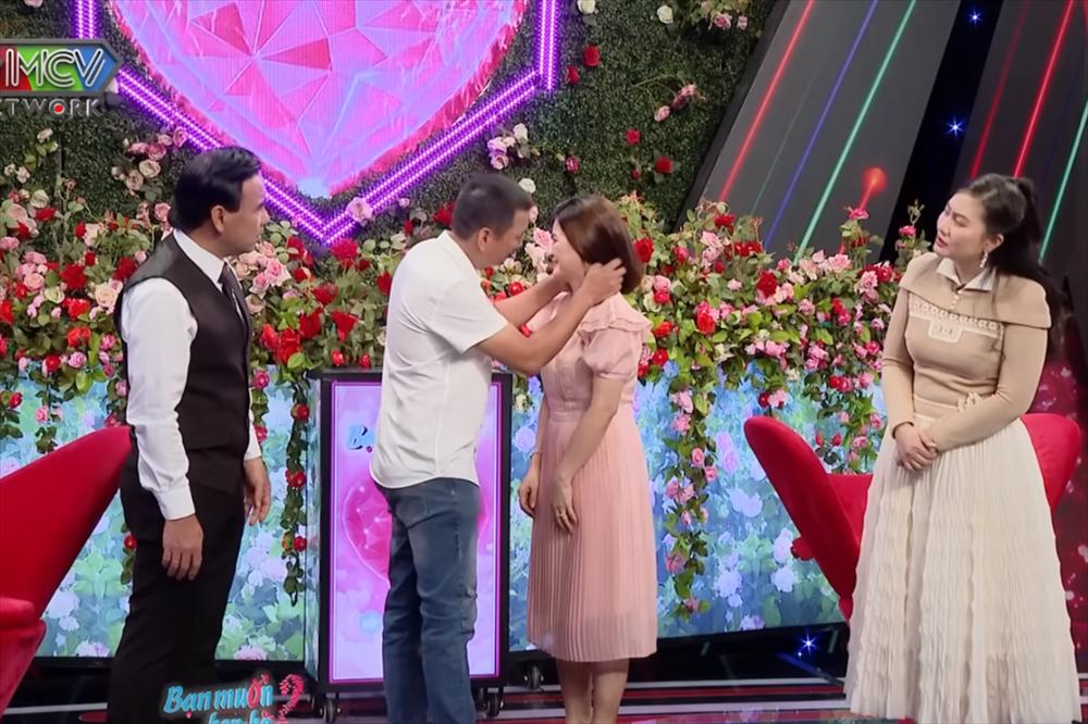 Trai tân U50 ngại ngùng khi nên duyên với người phụ nữ từng ly hôn-2