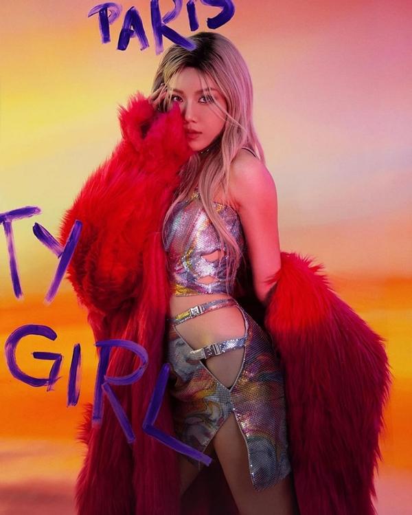 Chị đẹp Trang Pháp lăng xê mốt không nội y-10