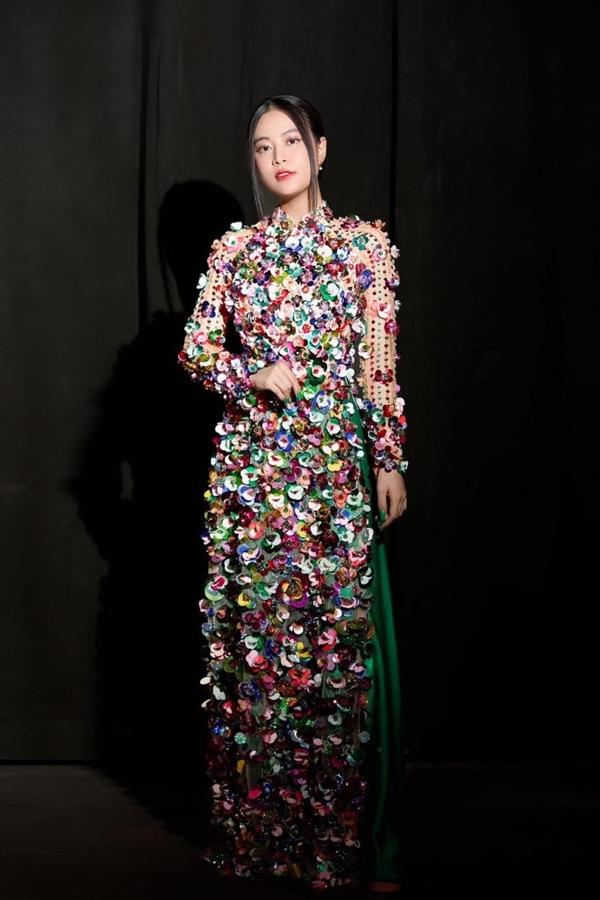 Chỉ sau vài tháng ở ẩn, Hoàng Thuỳ Linh lộ diện với ngoại hình lạ lẫm, vướng nghi vấn bầu bí?-2