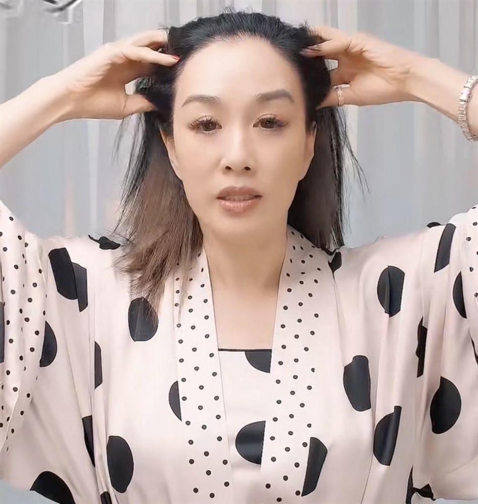 Bom gợi cảm gốc Việt U60 uống dầu thực vật để trẻ đẹp, giảm mỡ toàn thân nhờ 4 phút tập-3