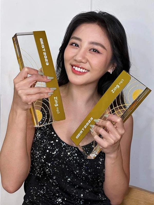 Văn Mai Hương: Phía sau hào quang-2