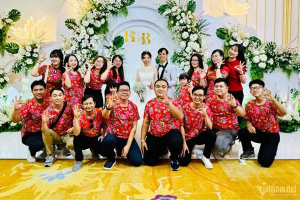 Đám cưới được tổ chức trong chuồng lợn vì lý do đặc biệt-4