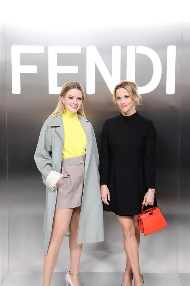 5 khoảnh khắc thời trang ấn tượng nhất Tuần lễ thời trang cao cấp Paris-7