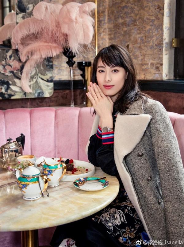 Cuộc sống hiện tại của diễn viên bỏ nghề để sinh con cho tỷ phú ở tuổi 20-1