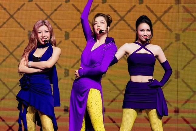 Ninh Dương Lan Ngọc rời showbiz: Đúng đắn hay sai lầm?-8