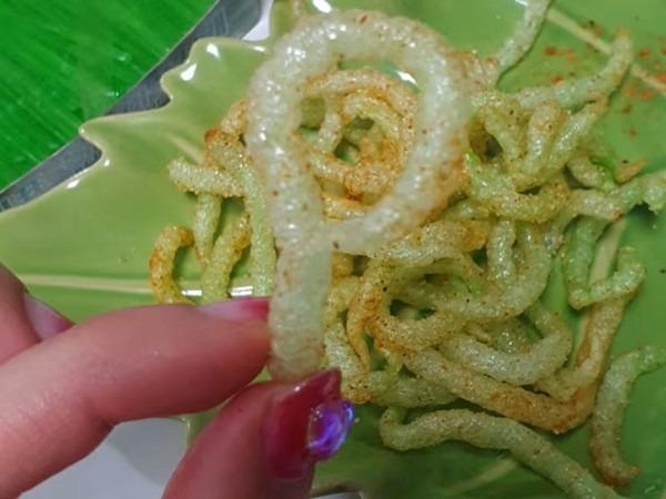 Trào lưu ăn tăm chiên đang lan rộng trên mạng xã hội, cơ quan y tế phải ra cảnh báo-1