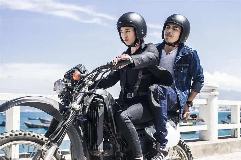 Ninh Dương Lan Ngọc rời showbiz: Đúng đắn hay sai lầm?-4