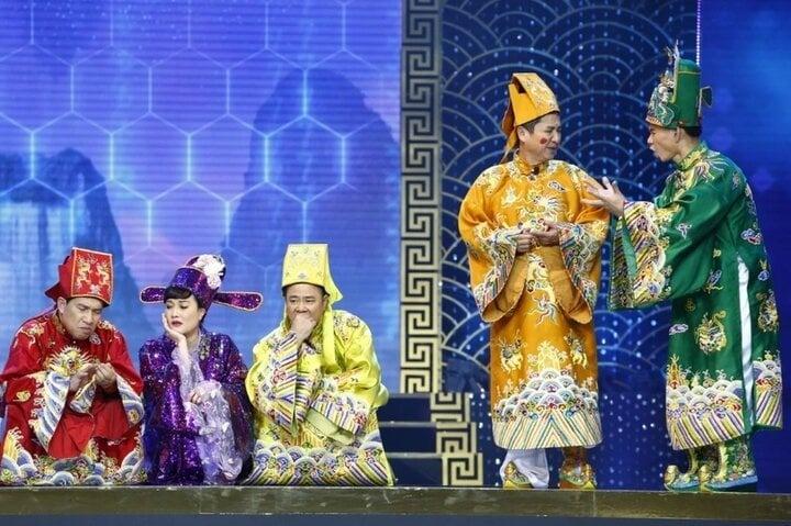 Không còn Bắc Đẩu và dàn Táo gạo cội, giá vé xem Táo Quân 2024 giảm từng phút-2