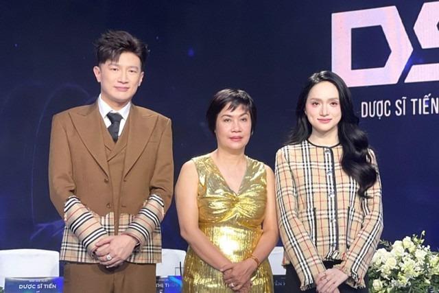 Hương Giang, Dược sĩ Tiến bắt tay làm thương hiệu Miss Universe Việt Nam 2024-1