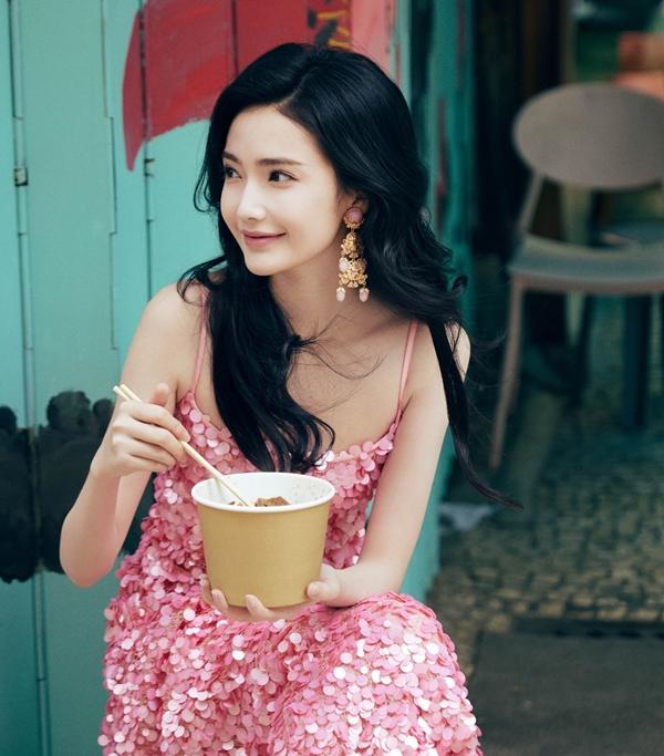 Mỹ nhân Tân Cương 10X đẹp lấn át Ngu Thư Hân-8