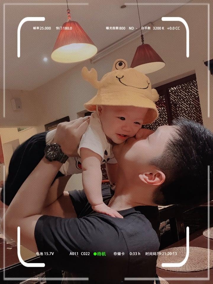 Nam thần phim giờ vàng hiếm hoi công khai hình ảnh con trai giờ đã 5 tuổi, vợ cũ là một hotgirl xinh đẹp-8