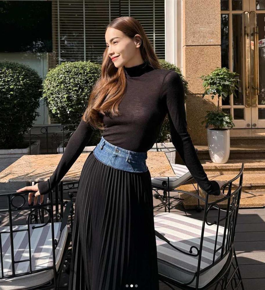 Hồ Ngọc Hà diện áo lộ nguyên tấm lưng trần xuống phố, dân tình băn khoăn cách mặc-5