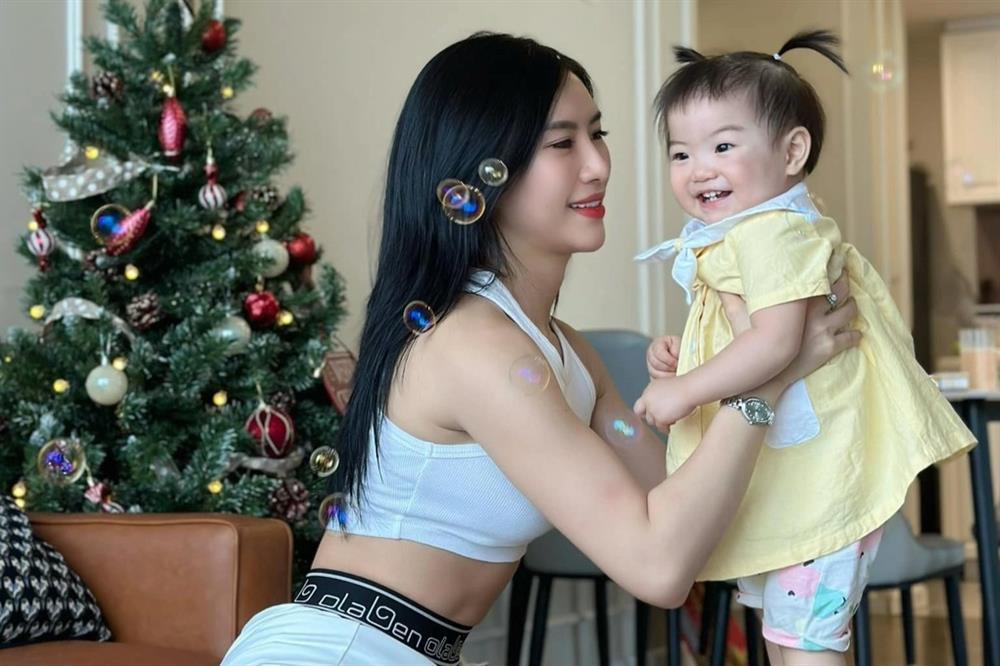 3 hot girl thể hình nổi tiếng với vóc dáng khỏe khoắn, gợi cảm-12