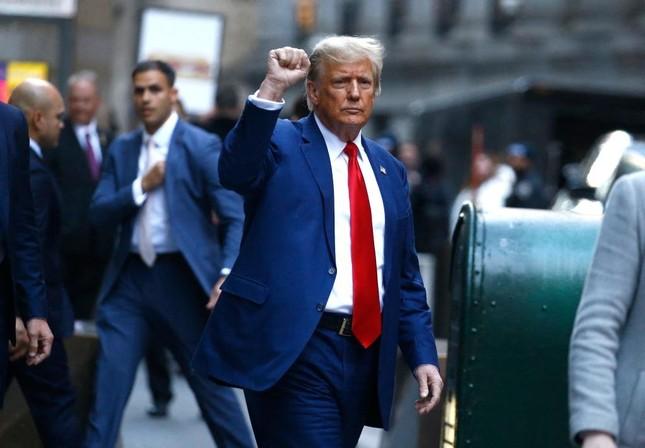 Ông Trump khiến các chuyên gia làm tóc bực mình-2