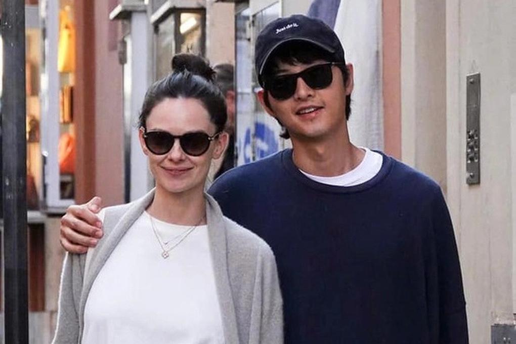 Song Joong Ki nói về quý tử đẹp tới mức muốn phát điên-4