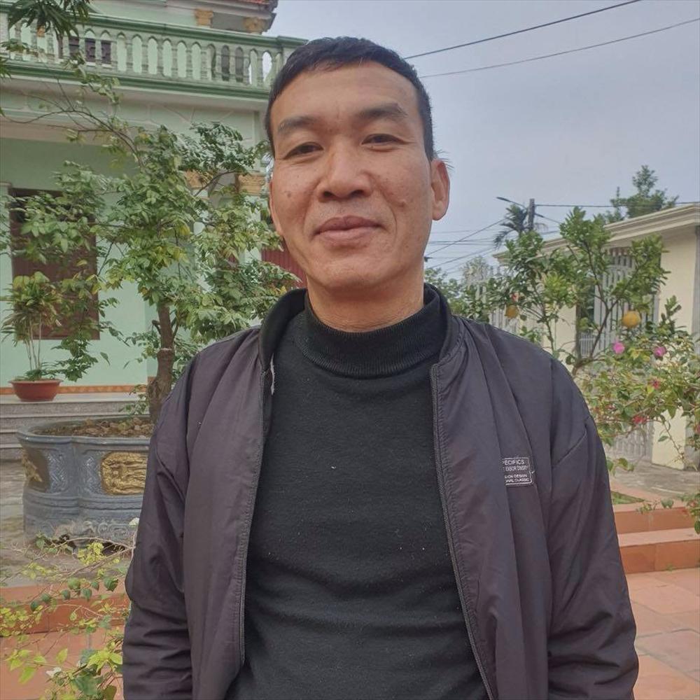 Người hùng kể nhảy xuống sông, cứu nữ tài xế mắc kẹt trong ô tô đang chìm-2