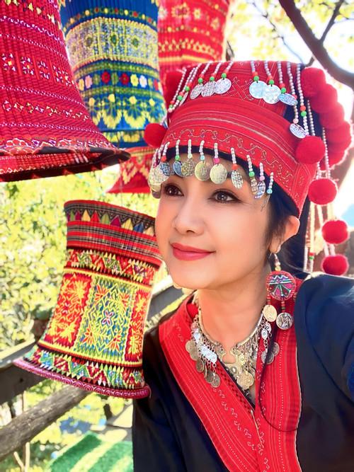 55 tuổi, NSND Thu Hà vẫn trẻ đẹp bất chấp thời gian-2