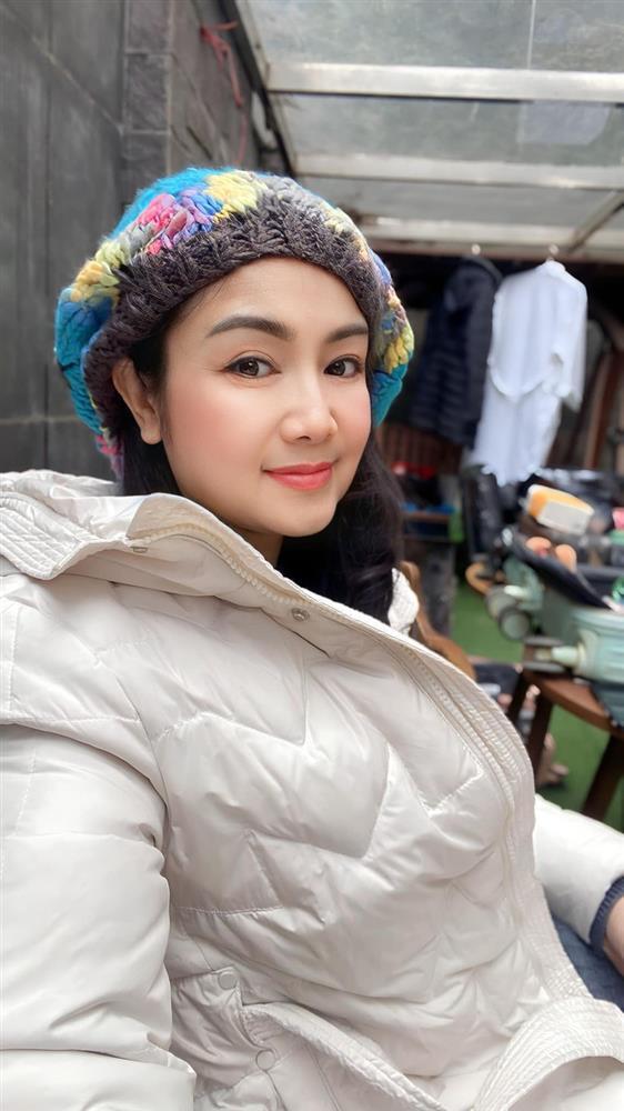 55 tuổi, NSND Thu Hà vẫn trẻ đẹp bất chấp thời gian-3