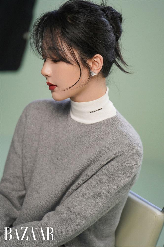 Được Prada trao danh phận, Dương Tử ngày càng có gu, bộ ảnh mới ngập khí chất-2