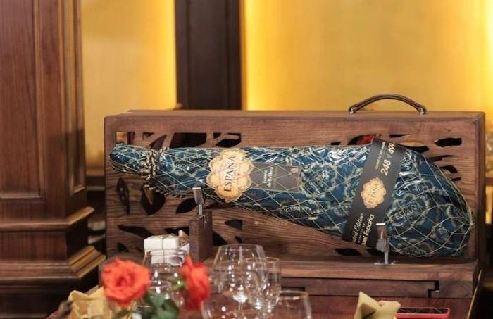 Đùi heo đắt nhất thế giới về Việt Nam có giá 112 triệu đồng/chiếc, dân buôn nói gì?-1