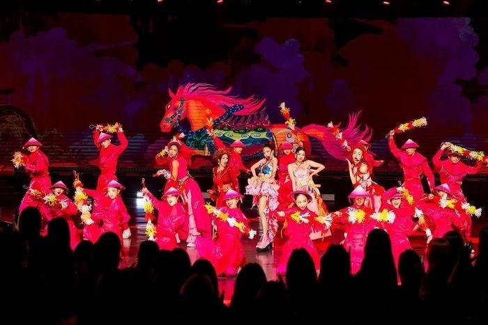 Chị đẹp liên tục xảy ra ồn ào đạo nhái-2