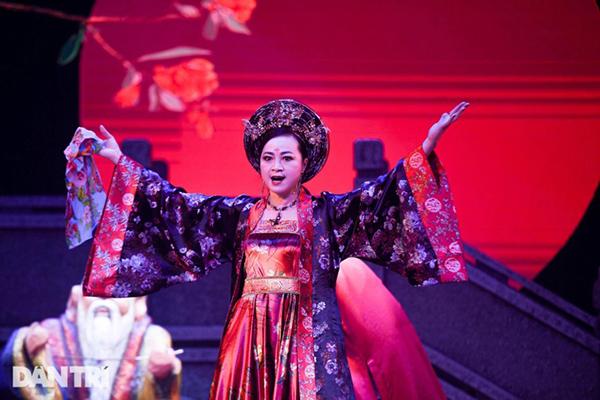 Hôn nhân đời thực của diễn viên VFC: NSƯT Linh Huệ hạnh phúc bên chồng yêu chiều-3