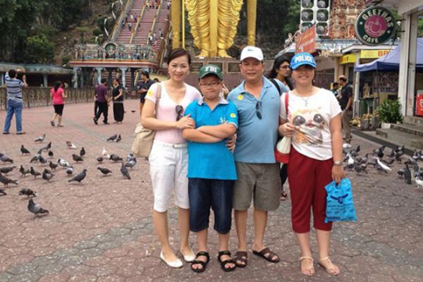 Hôn nhân đời thực của diễn viên VFC: NSƯT Linh Huệ hạnh phúc bên chồng yêu chiều-7