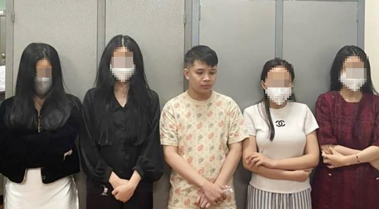 Bắt tú ông điều hành mại dâm có diễn viên, người mẫu đi khách-1