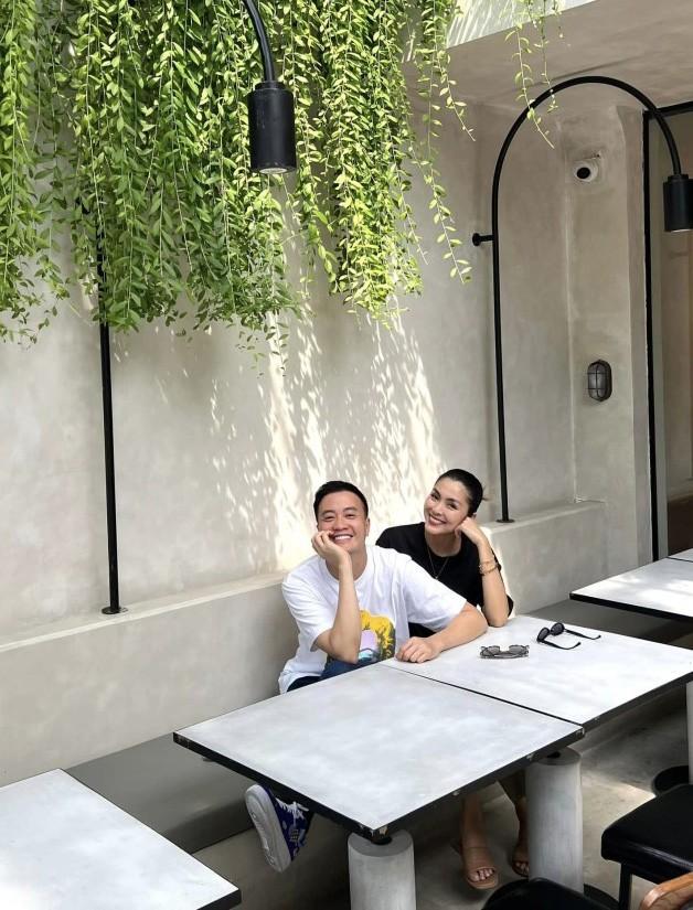 Nhan sắc của cặp đôi Bỗng Dưng Muốn Khóc sau gần 16 năm gặp lại gây sốt-5