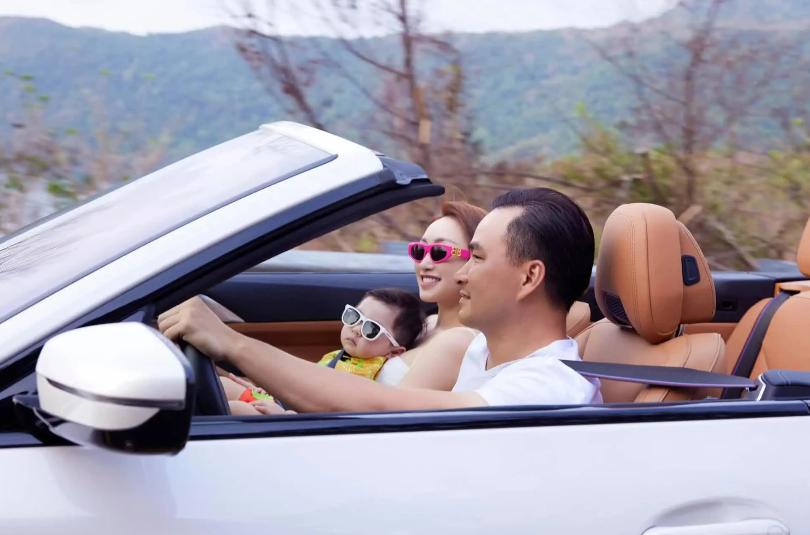 Quý tử nhà Chi Bảo - Lý Thùy Chang được khen như soái ca-2