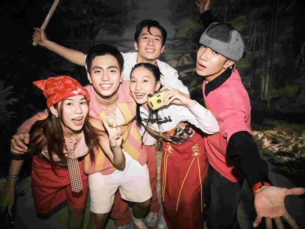 MONO vượt mặt anh trai-5