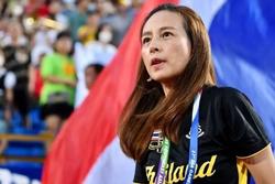 Sau 2 năm rưỡi lãnh đội, chi gần 40 tỷ đồng tiền thưởng, Madam Pang chia tay tuyển Thái Lan