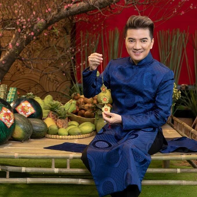 Nghệ sĩ Việt tổng kết năm cũ, bật mí kế hoạch trong năm mới Giáp Thìn 2024-5