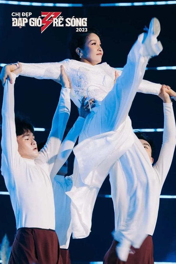 Vì sao Mỹ Linh được coi là chị đại mạnh nhất show Chị Đẹp Đạp Gió Rẽ Sóng?-2