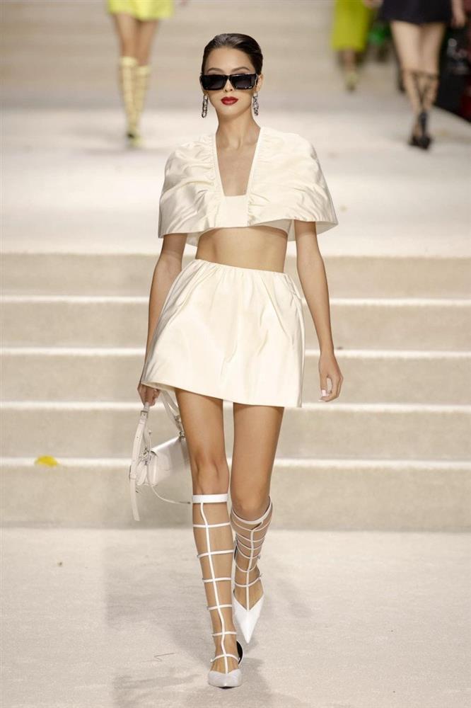 Bùi Tiến Dũng 5 lần 7 lượt khiến vợ Tây ê chề: Hết tung ảnh dìm nhan sắc, lại flex cảnh bù đầu làm việc nhà-6