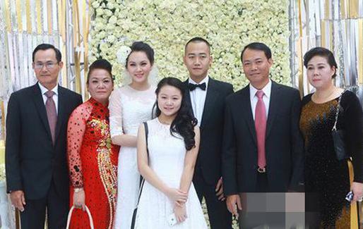 Chân dung 3 đại gia Việt gây chấn động khi tổ chức đám cưới khủng cho con: Chăm làm từ thiện, tặng quà hồi môn vài trăm tỷ-10