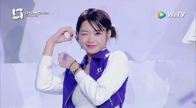 Cô gái Việt 18 tuổi gây chú ý tại show sống còn ở Thái Lan-1
