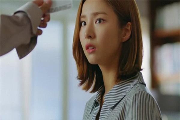 Mỗi tháng đưa 3 triệu tiền ăn, vợ trề môi chê ít, đi làm về nhìn bát canh chỏng chơ, tôi hất tung cho hả dạ-2