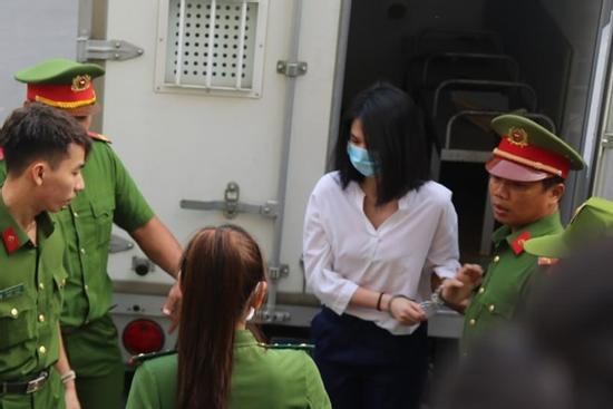 Ngọc Trinh đối diện khung hình phạt bao nhiêu năm tù?
