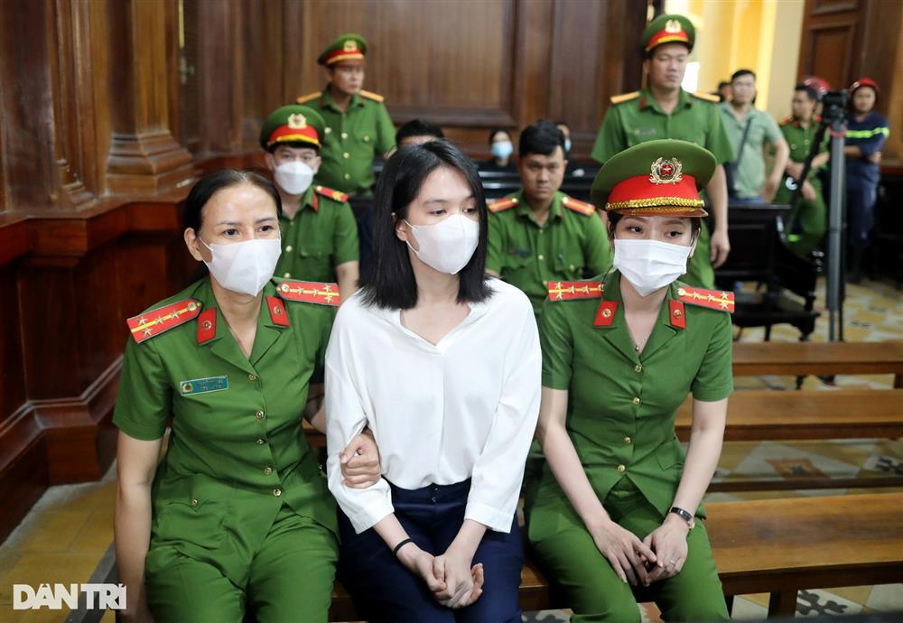 Toàn cảnh phiên tòa xét xử người mẫu Ngọc Trinh-14