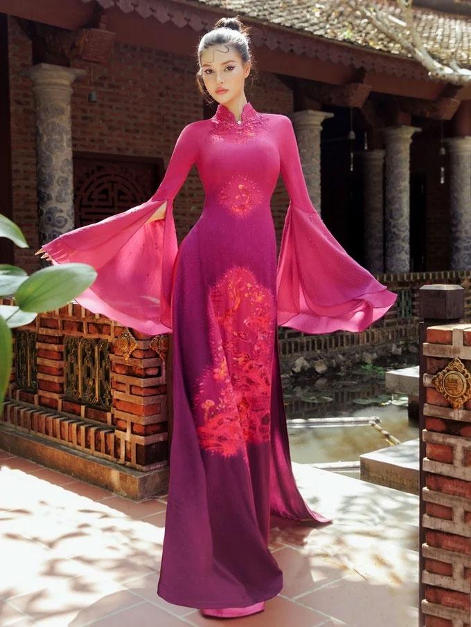 NTM tóc Văn Minh Phương chung khung hình với Hương Giang The New Mentor-1