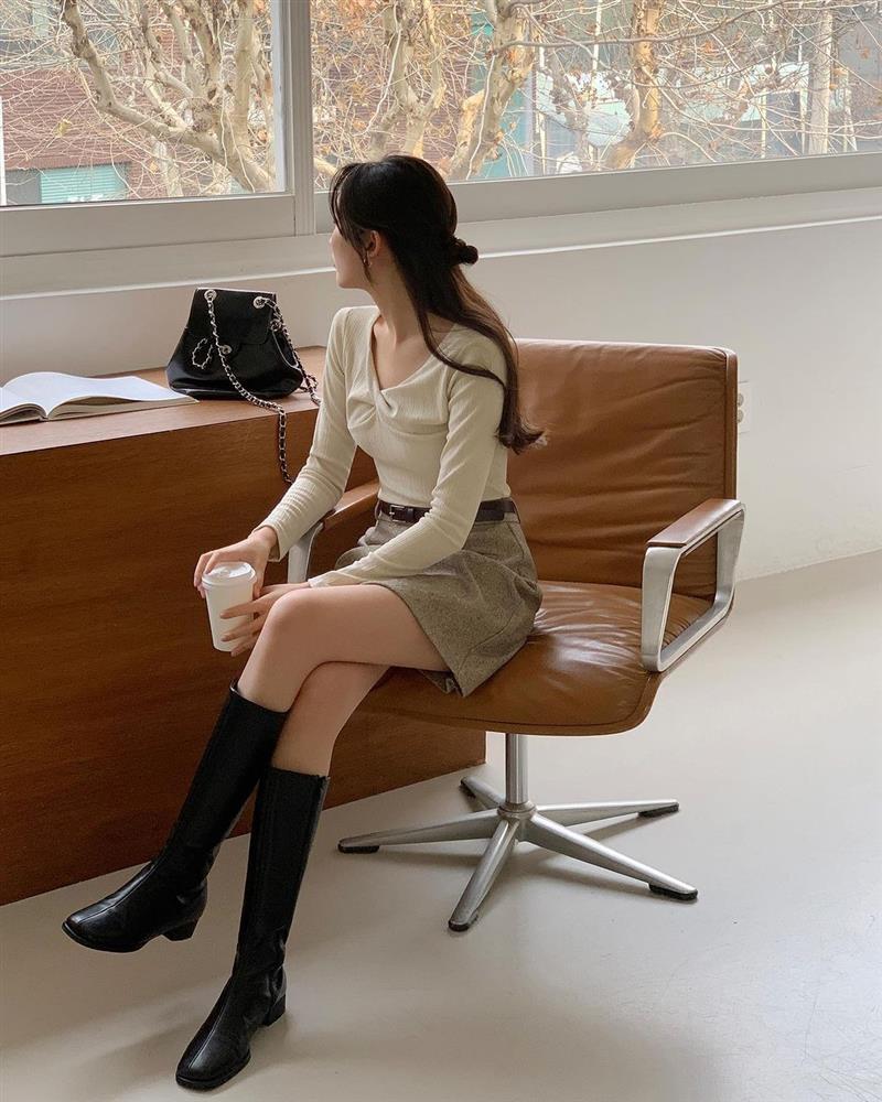 5 kiểu giày dép thanh lịch và ưng mắt nên diện dịp Tết-1