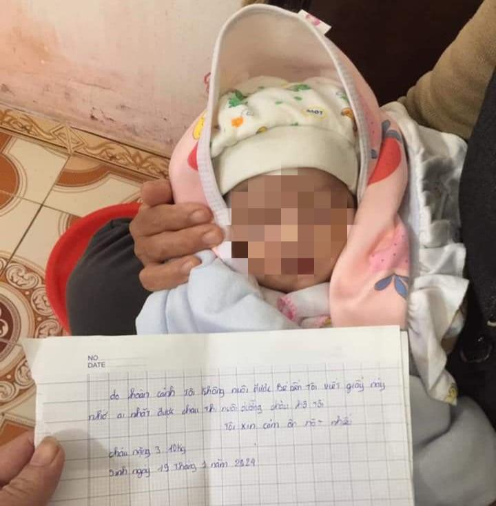 Dòng nhắn gửi bên bé gái sơ sinh bị bỏ rơi ngày cận Tết-1