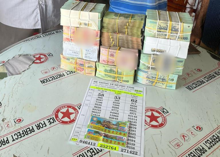 Mua 2 tờ vé số, người đàn ông nghèo ở Trà Vinh trúng giải độc đắc gần 4 tỷ-2