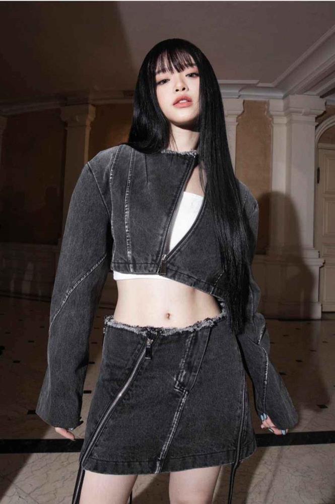 Qua thời chín ép, Linh Ka giờ mặc hở cũng được khen mướt mát mà chẳng hề phô-2