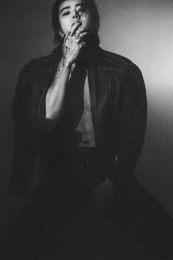 Thái Từ Khôn tái xuất sau ồn ào tình một đêm, sản phẩm mới có tên cực lạ-1