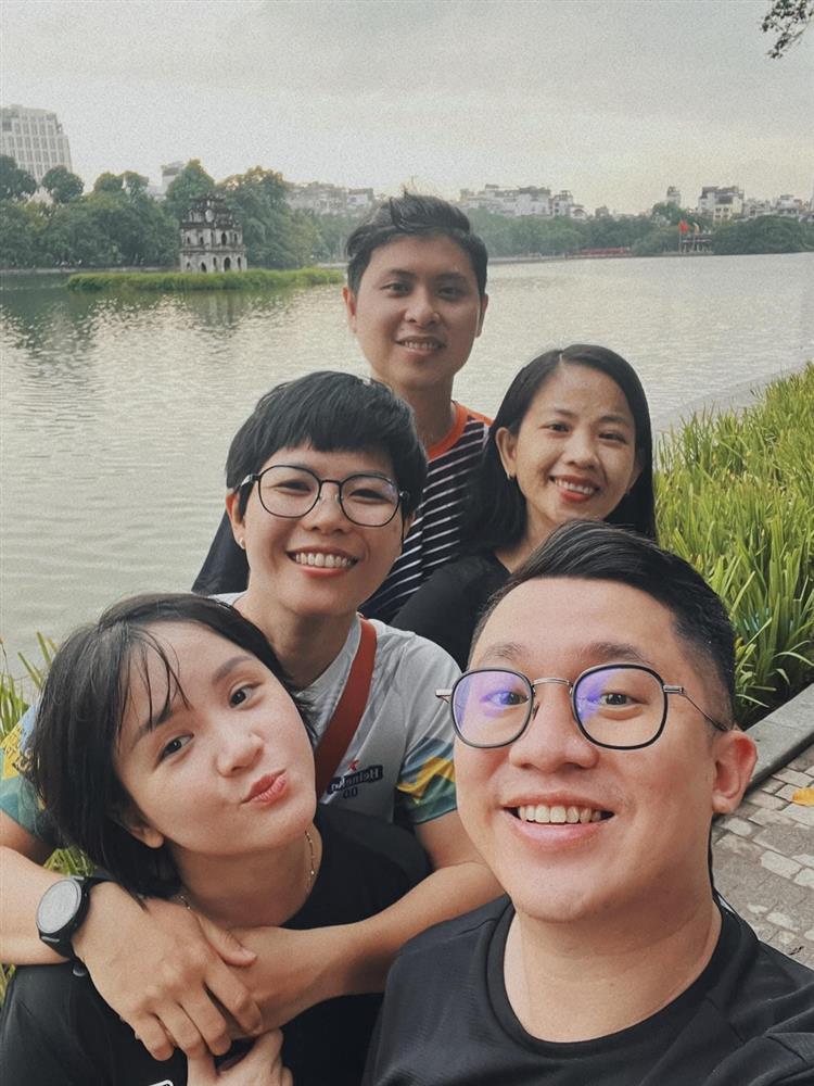 Ra Hà Nội chơi đúng dịp trời nồm đổ mồ hôi, khách TPHCM sốc nặng-3