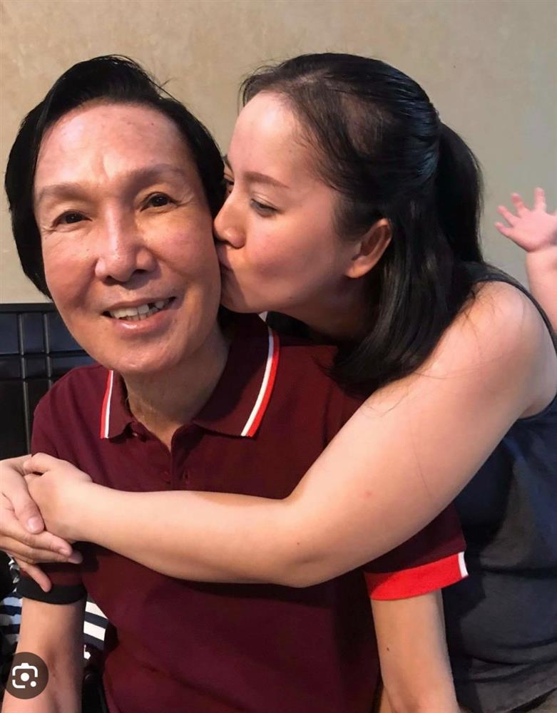 Con gái NSƯT Vũ Linh nghẹn ngào khi nhắc về ba, nói một câu khiến ai nấy cũng đều nhói lòng-2